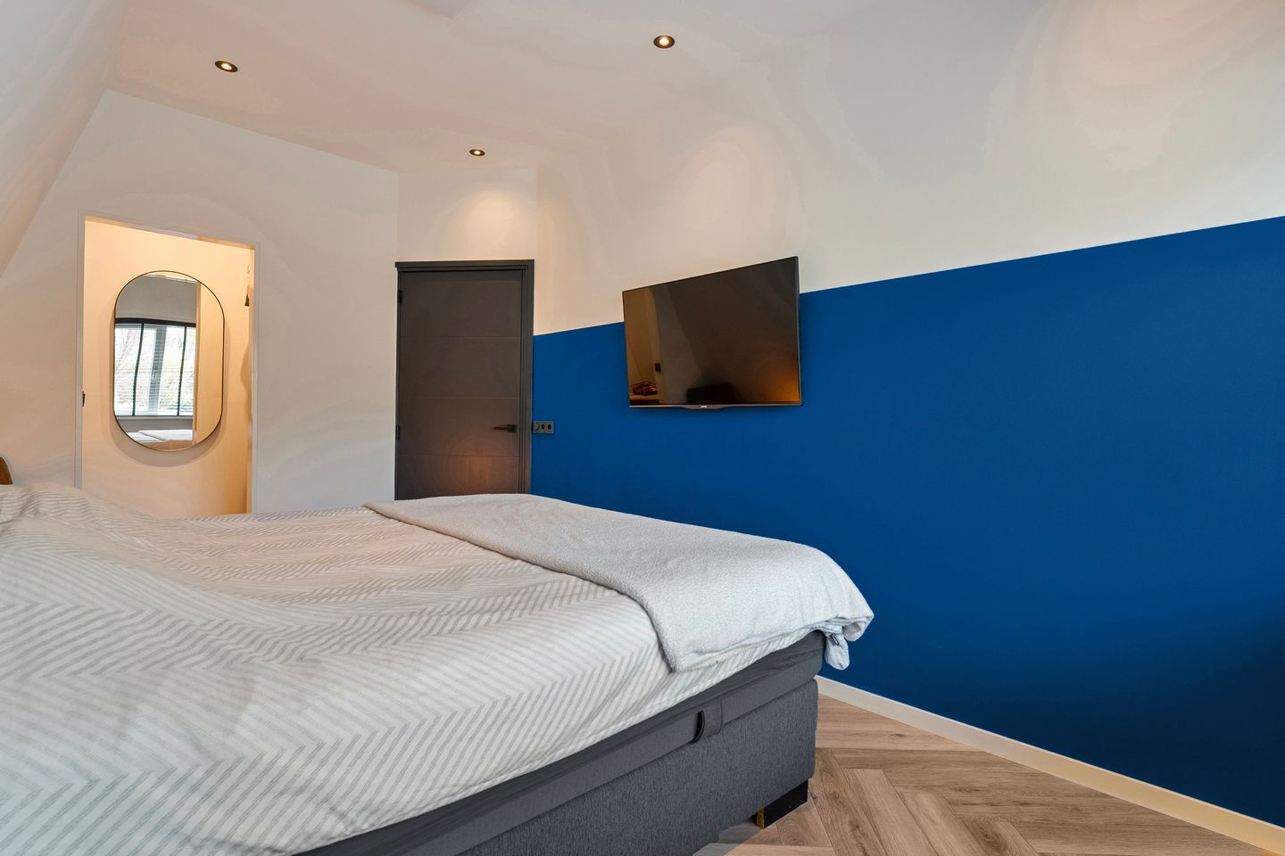 Foto 29 van Van Haeringenstraat 33