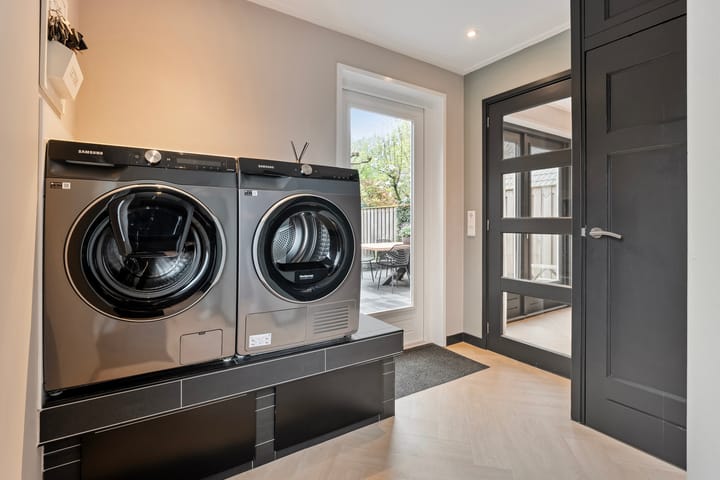 Foto 21 van Van Haeringenstraat 33