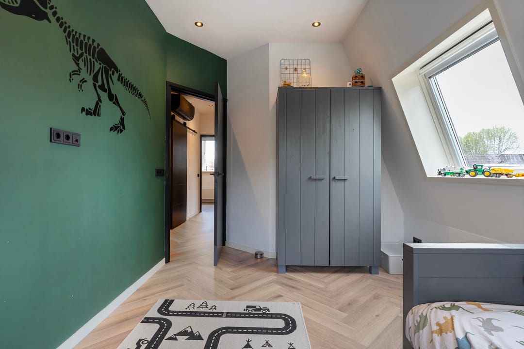 Foto 31 van Van Haeringenstraat 33