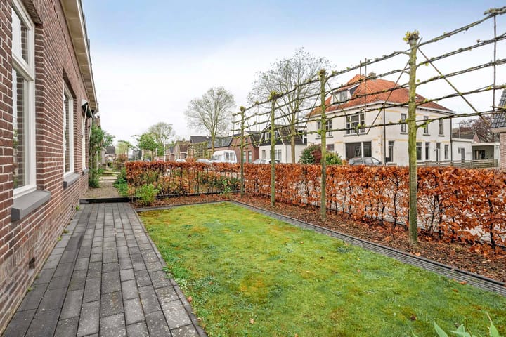 Foto 47 van Van Haeringenstraat 33