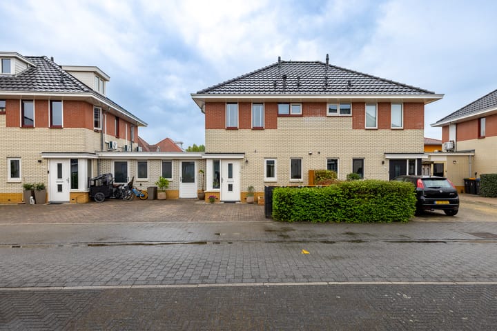 Foto 46 van Wolga 27