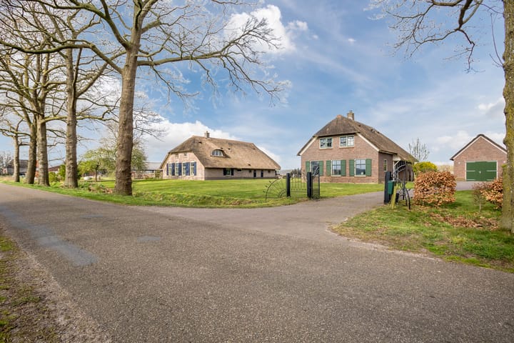 Foto 32 van Broekstraat 13