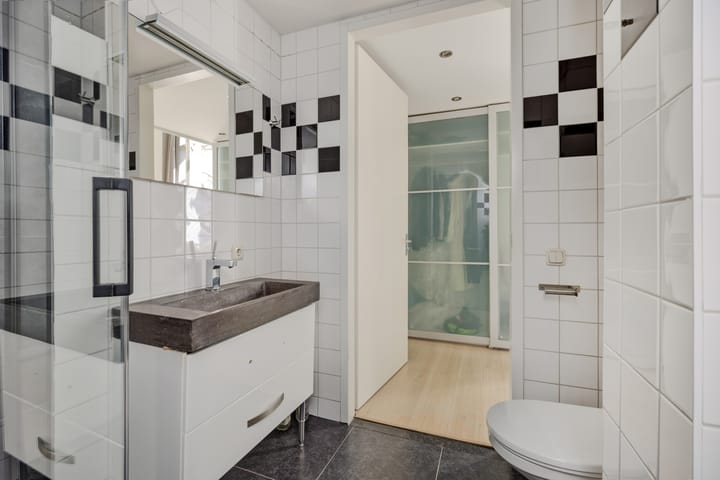 Foto 12 van Orthen 167