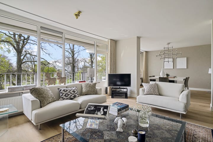 Foto 6 van Marthalaan 2-305