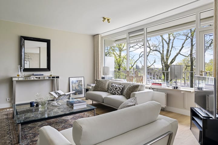 Foto 7 van Marthalaan 2-305