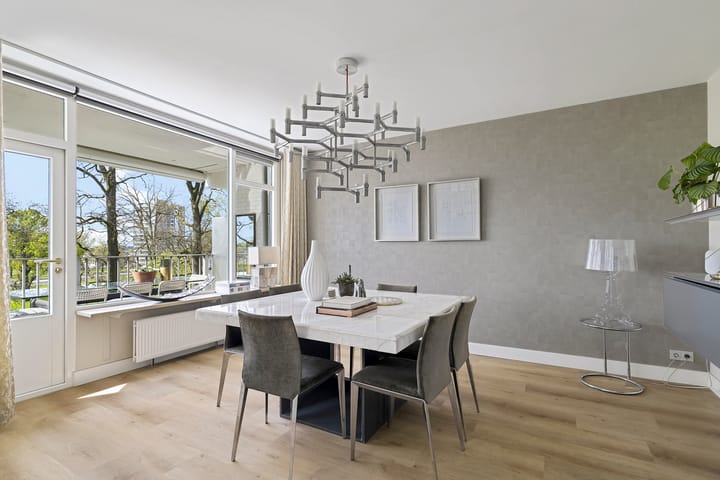 Foto 10 van Marthalaan 2-305