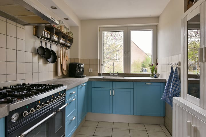 Foto 10 van Pieter Wariuslaan 86