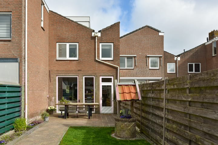 Foto 25 van Pieter Wariuslaan 86