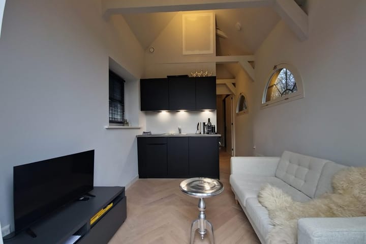 Foto 10 van Middenweg 179-A