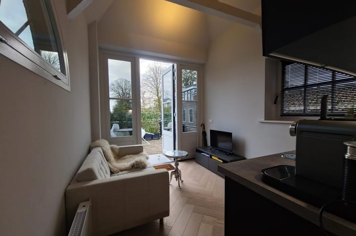 Foto 11 van Middenweg 179-A