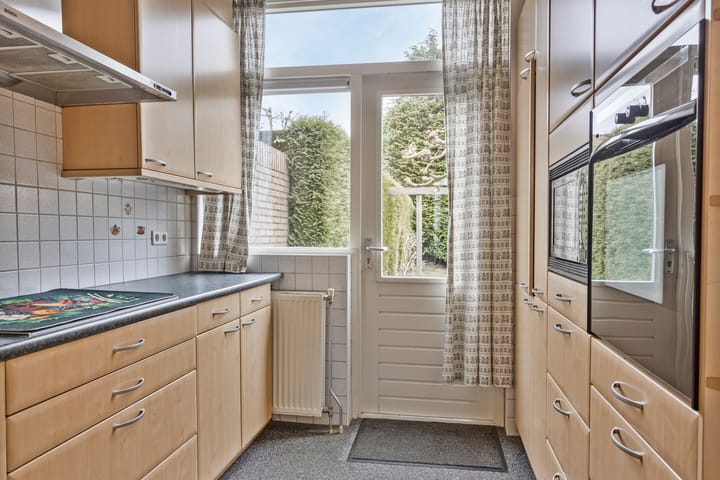 Photo 9 of Ahavestraat 42