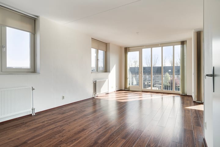 Foto 2 van Narcis 19