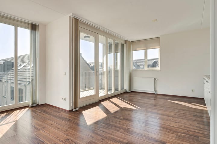 Foto 3 van Narcis 19