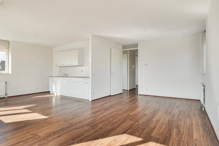 Foto 8 van Narcis 19