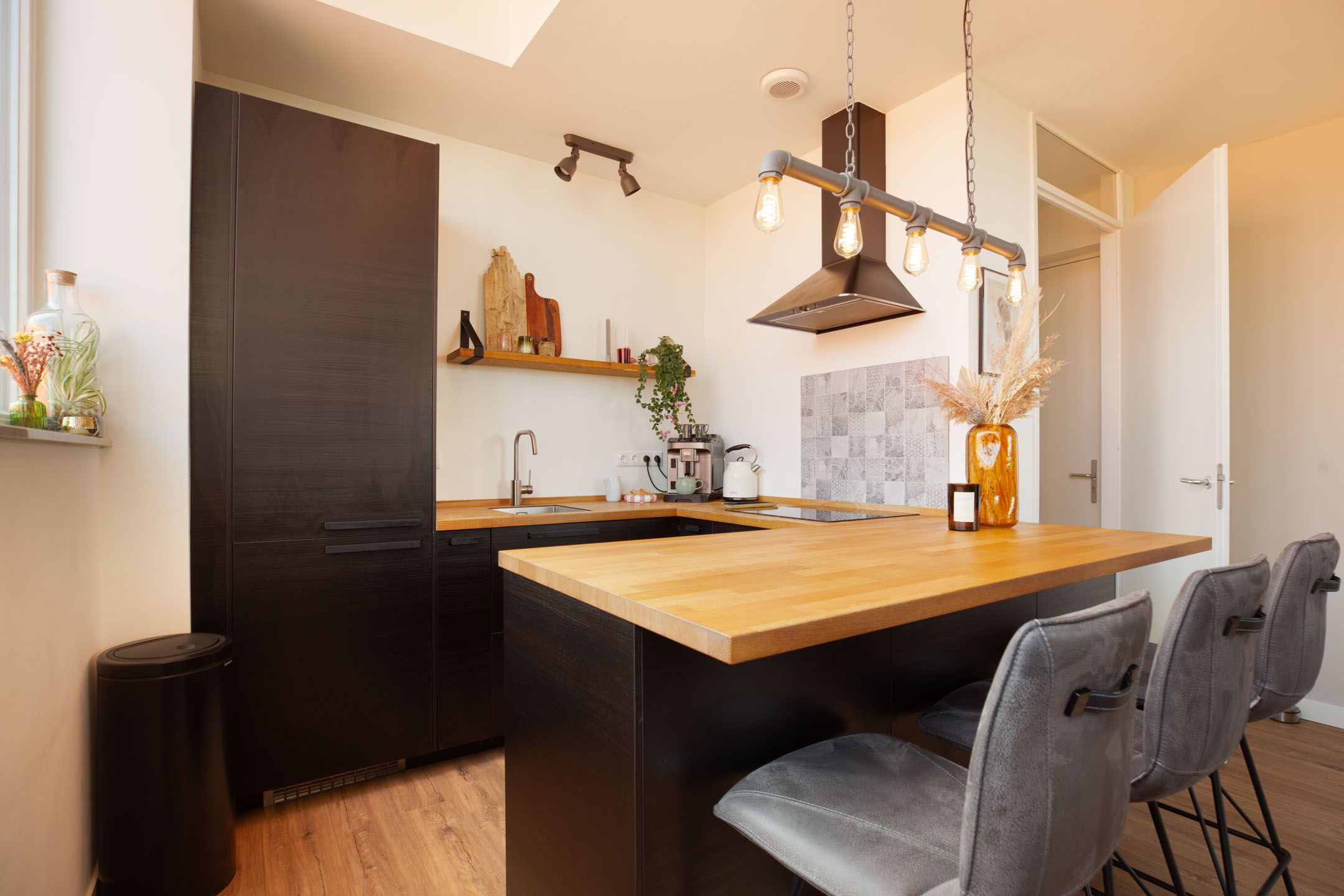 Photo 15 of Raadhuisstraat 11-G