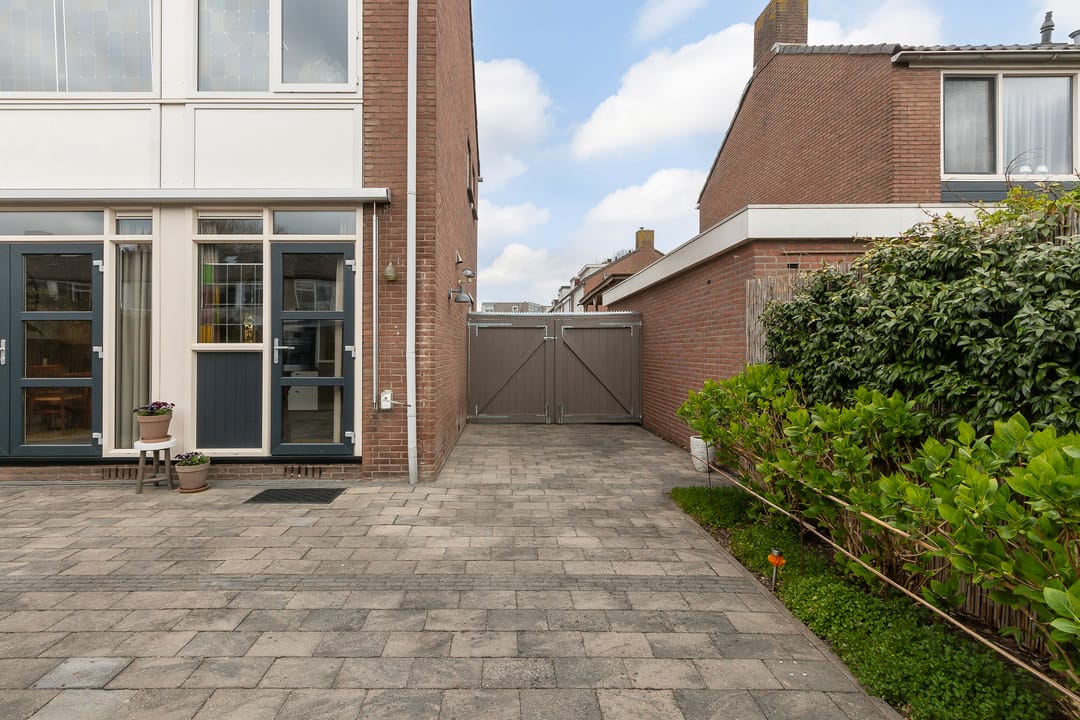 Photo 32 of Vijverlaan 157