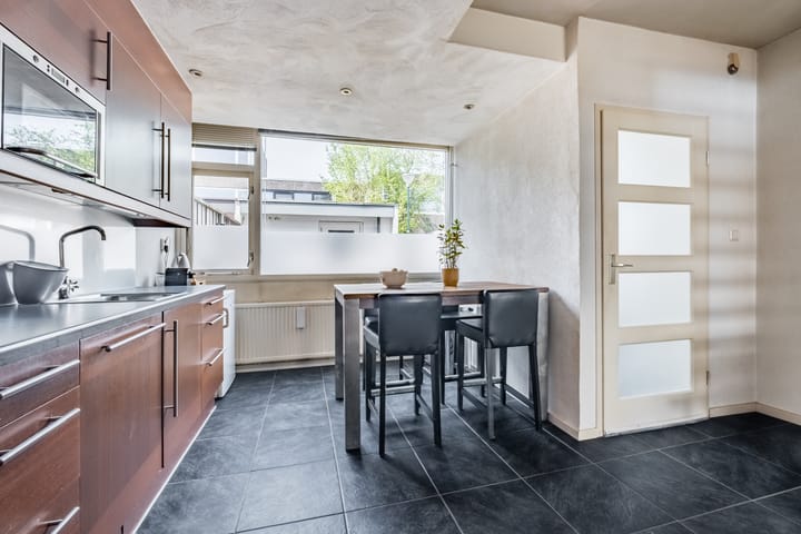 Foto 11 van Adelaartlaan 146