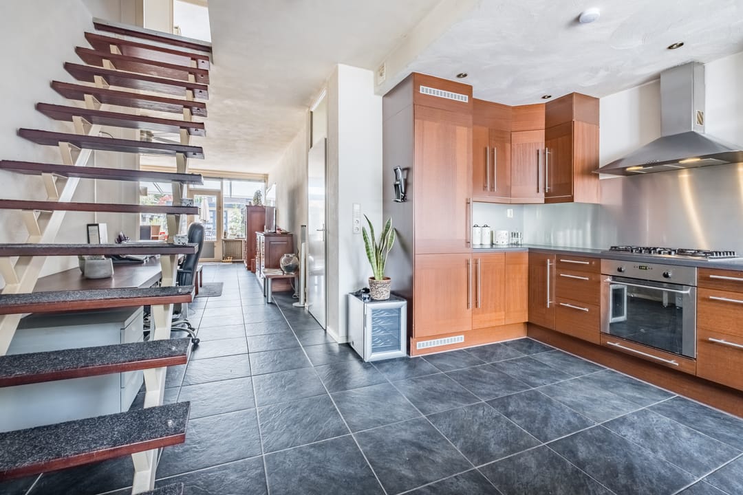 Photo 13 of Adelaartlaan 146