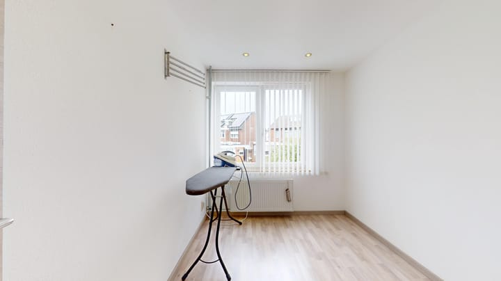 Photo 28 of Froweinstraat 7