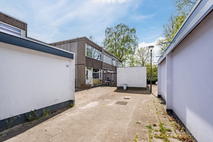 Foto 32 van Adelaartlaan 146