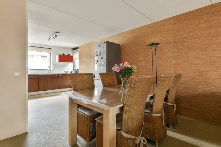 Foto 9 van A. Roland Holststraat 49