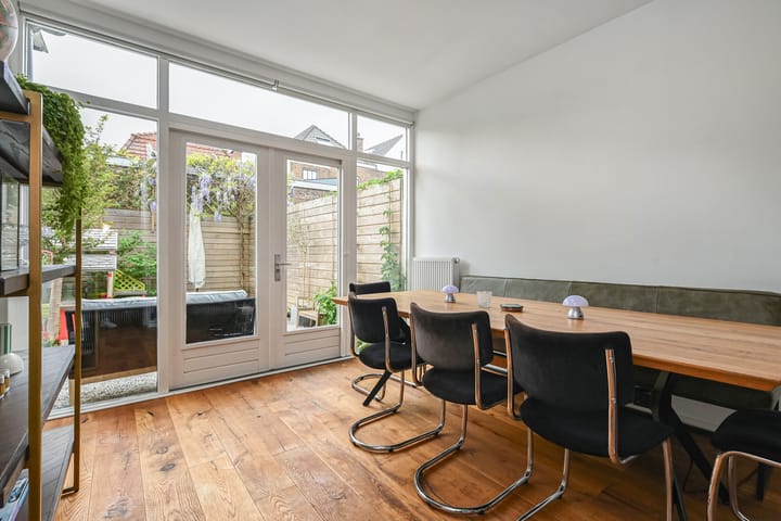 Foto 21 van Oranjelust 10