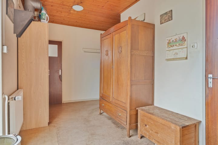 Foto 19 van Helfrichstraat 8