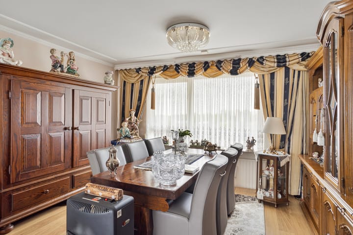 Foto 13 van Hobokenstraat 237