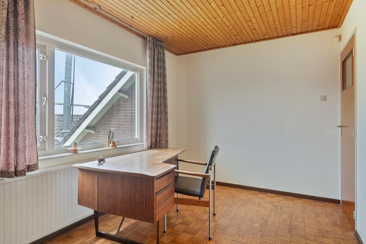 Foto 28 van Helfrichstraat 8