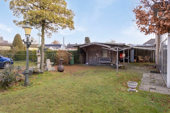 Foto 38 van Helfrichstraat 8