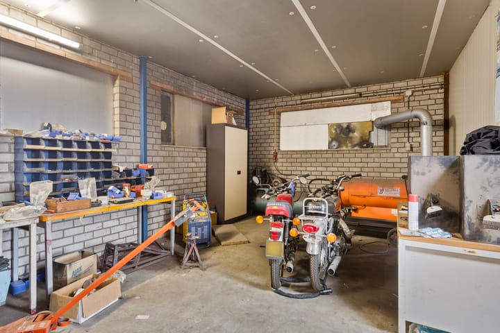 Foto 44 van Helfrichstraat 8