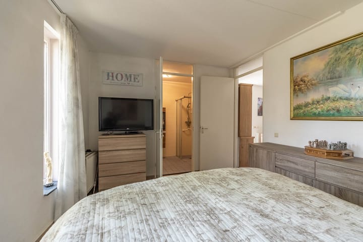 Foto 12 van Televisiestraat 70