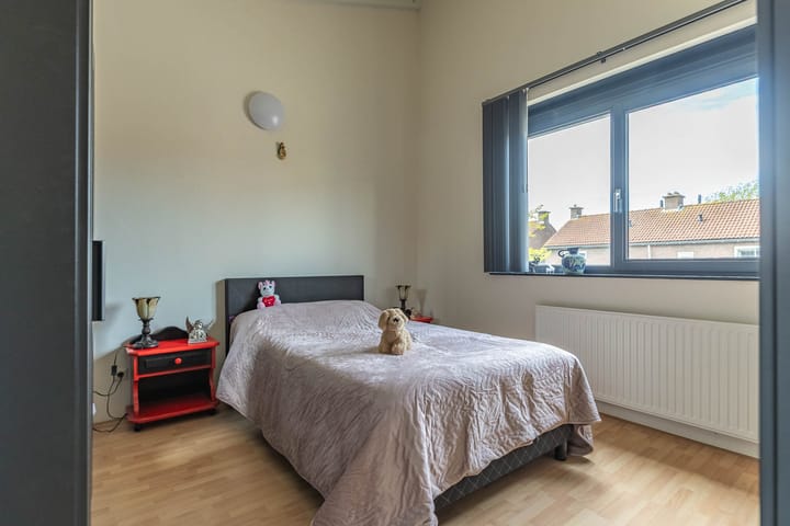 Foto 18 van Televisiestraat 70