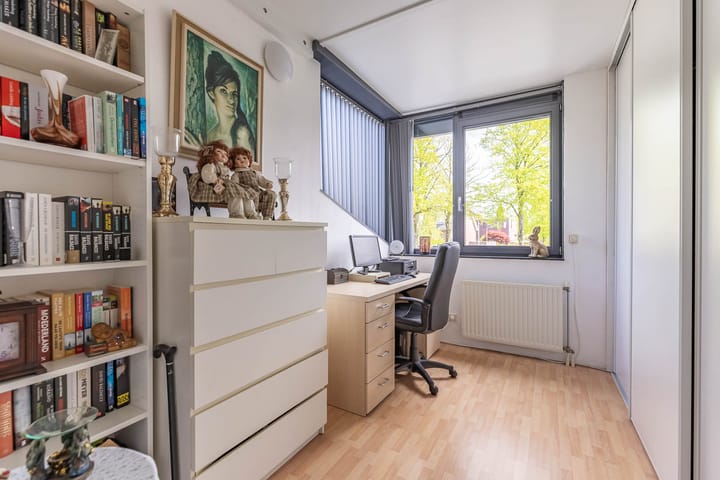 Foto 22 van Televisiestraat 70