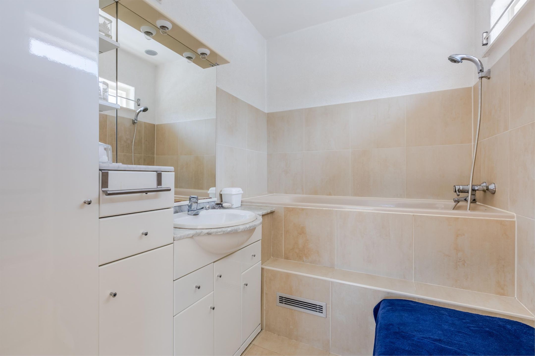 Foto 24 van Simonskerkestraat 31