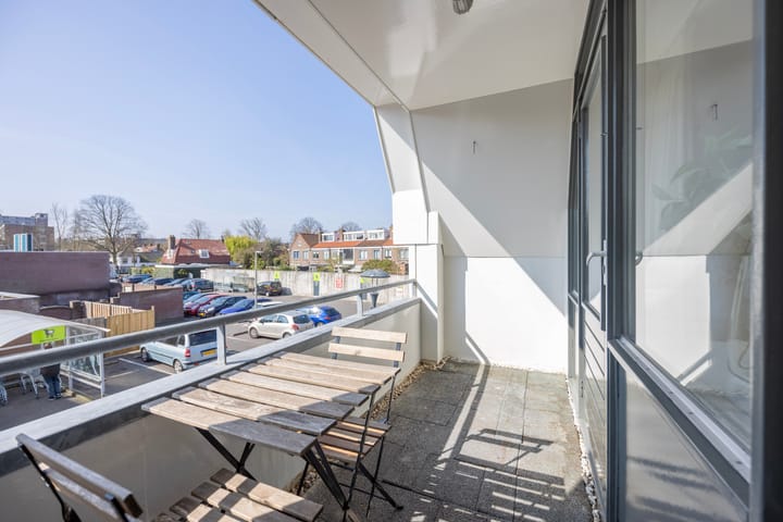 Foto 2 van Binnenweg 17-B