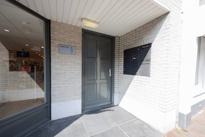 Foto 4 van Binnenweg 17-B