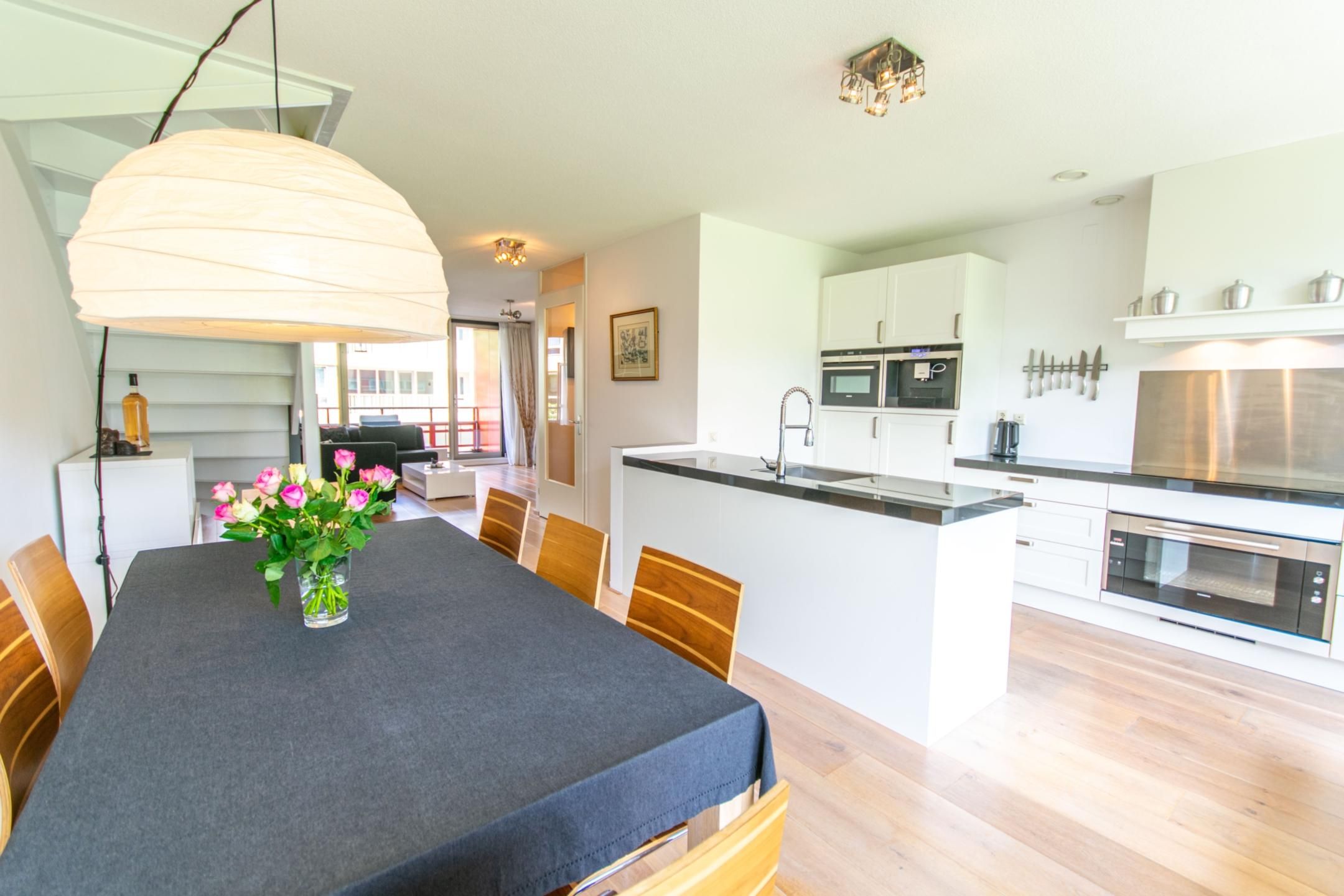 Photo 9 of Loosduinenstraat 63