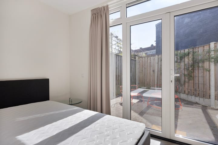 Foto 16 van Pastoor van Arsplein 17