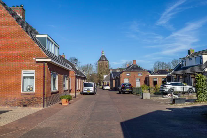 Foto 28 van Schoolstraat 25