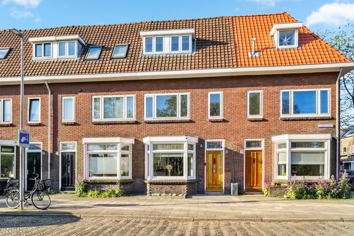Adriaen Beyerkade 35