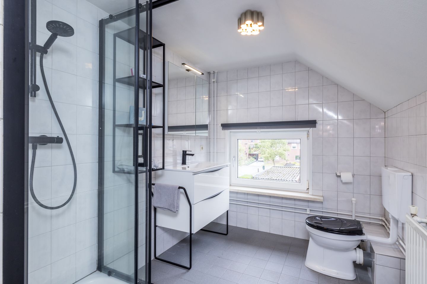 Foto 14 van Dr. Poelsstraat 44