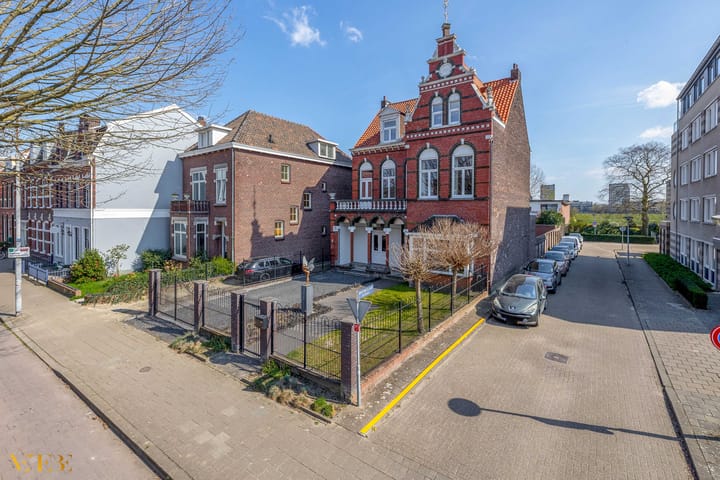 Foto 30 van Antoniuslaan 81