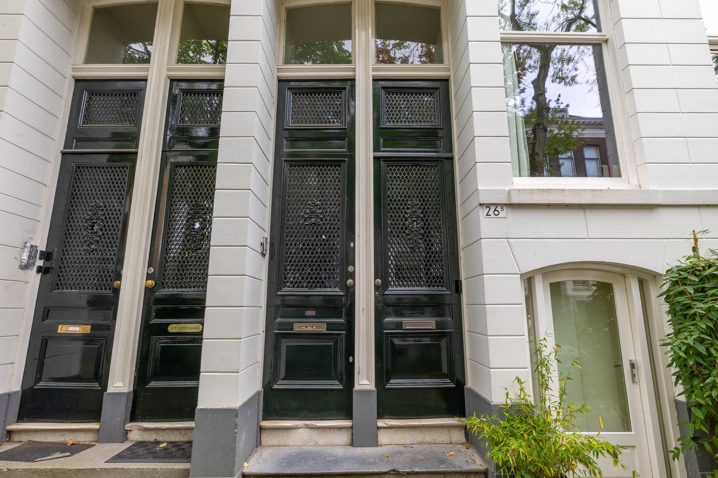 Photo 5 of Kortenaerstraat 26-A