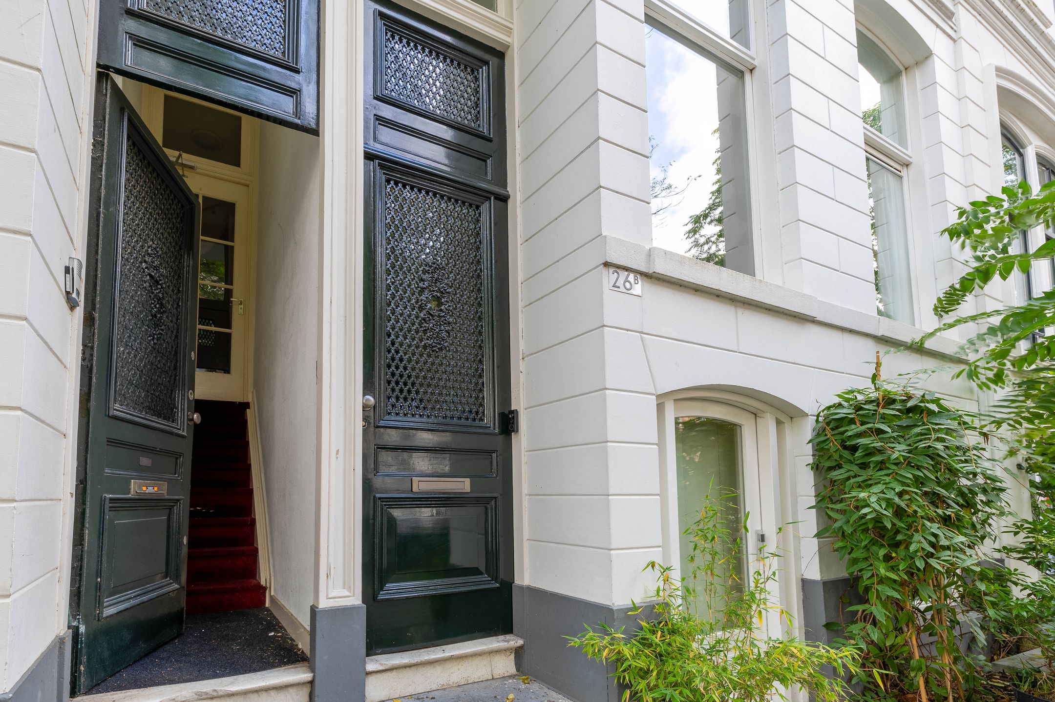 Photo 9 of Kortenaerstraat 26-A