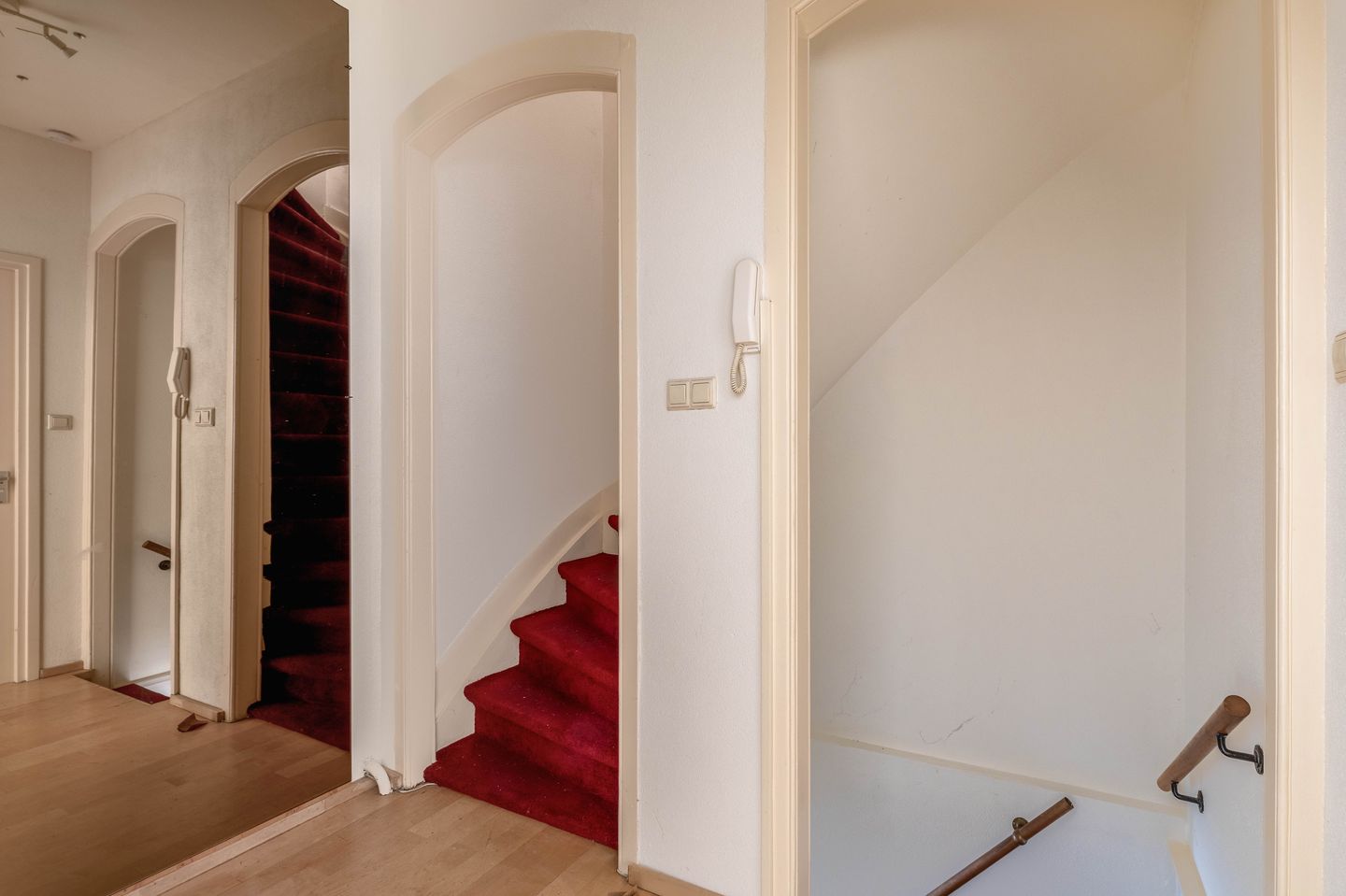 Photo 10 of Kortenaerstraat 26-A