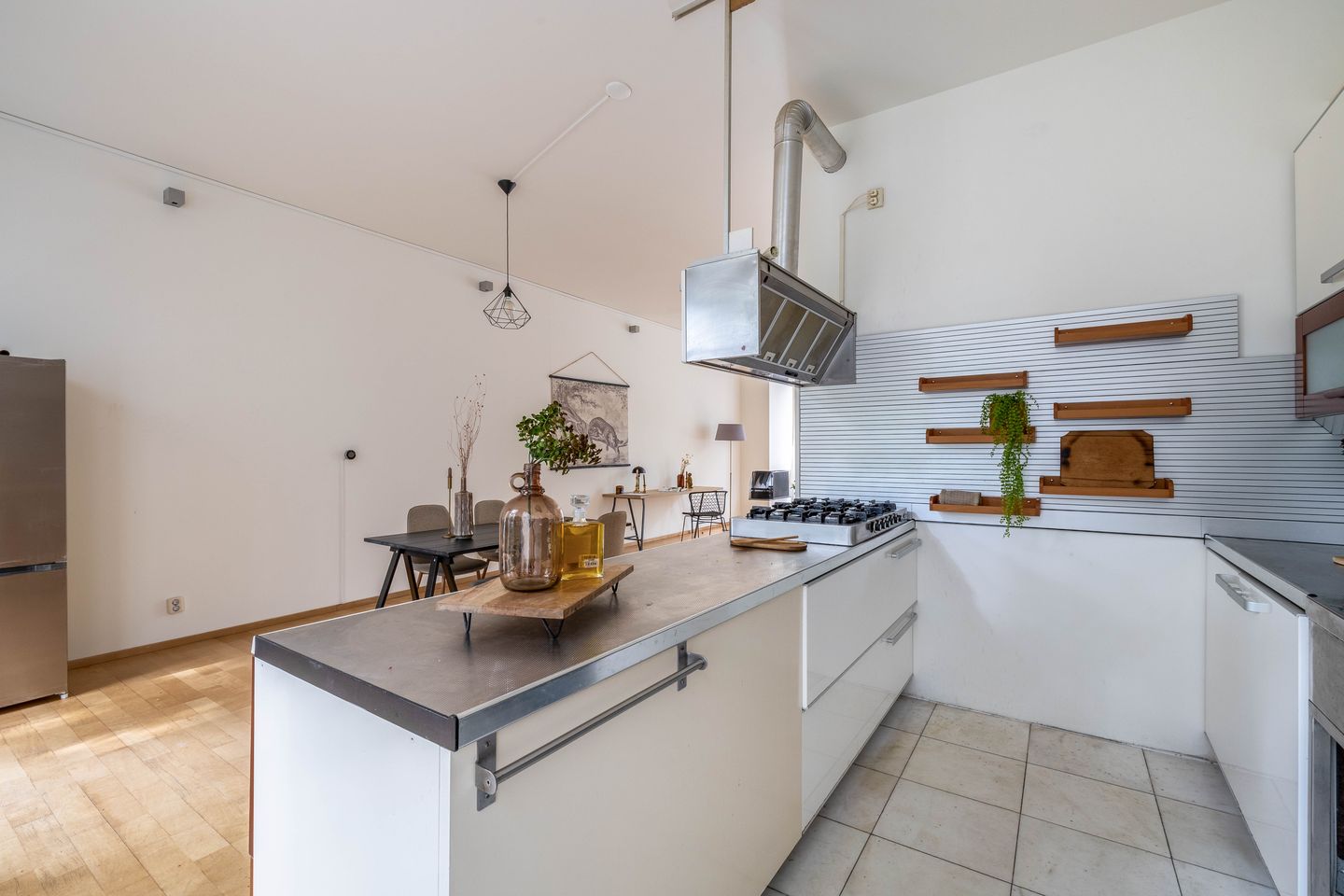 Photo 20 of Kortenaerstraat 26-A