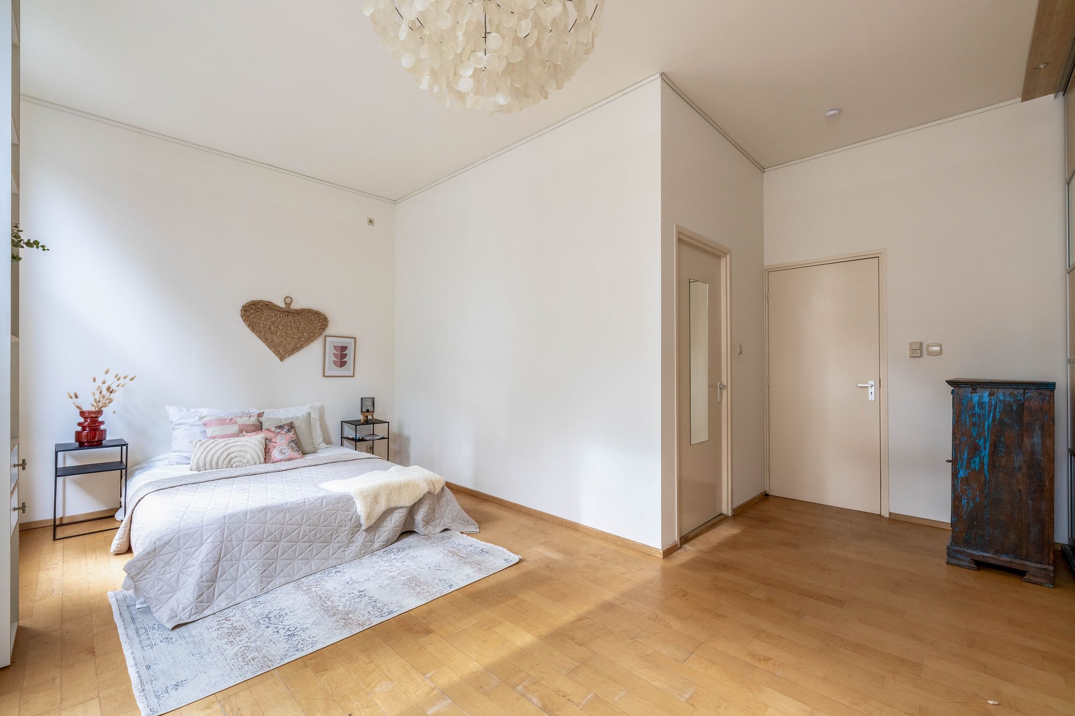 Photo 33 of Kortenaerstraat 26-A