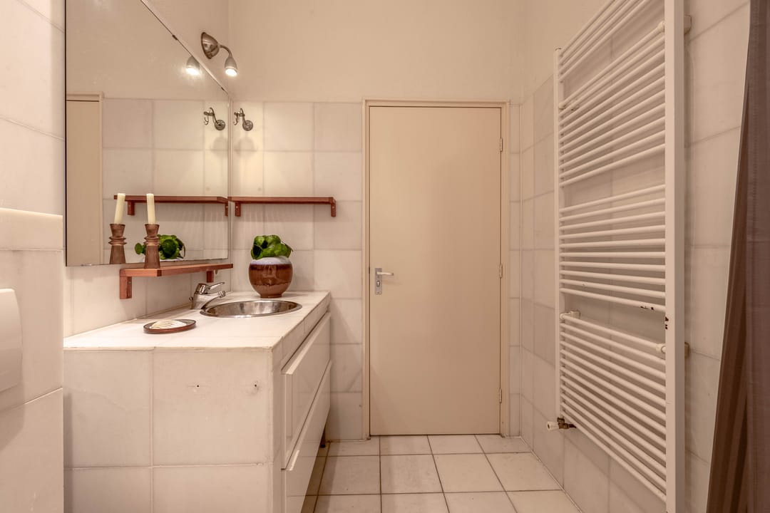 Photo 37 of Kortenaerstraat 26-A