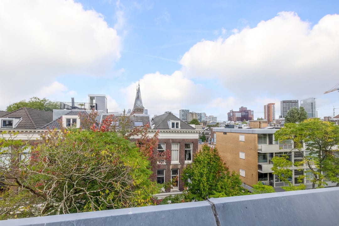 Photo 43 of Kortenaerstraat 26-A